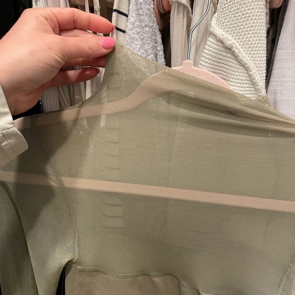 NWT Free People Sage Green Top - Picture 4 of 6